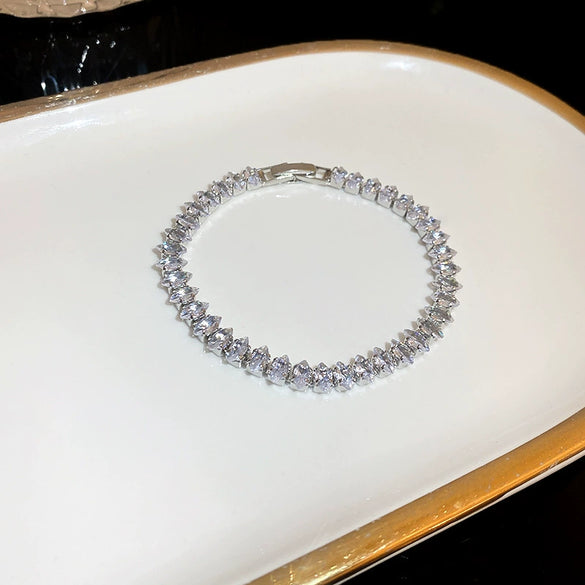 Light Luxury Zircon Adjustable Copper Bracelet With Geometric Design