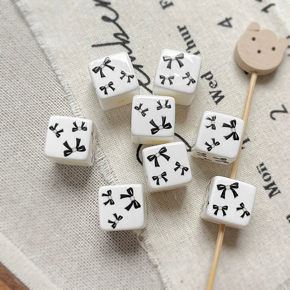 Loose Beads Acrylic Black And White Simple Cat Star Bow Square Line Geometric Diy Handmade Beading Material For Bracelet Necklace