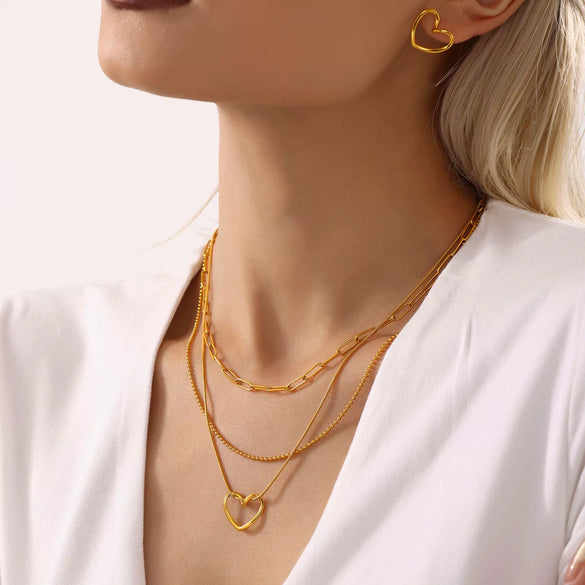 Love Collarbone Necklace Light Luxury Style Geometric Stainless Steel Jewelry Plated With 18K True Gold