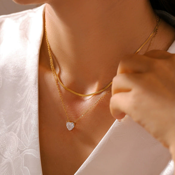 Love Zircon Pendant Stacked With Clavicle Chain For Women Titanium Steel Geometric Light Luxury 18K Gold Plated