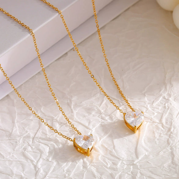 Love Zircon Pendant Stacked With Clavicle Chain For Women Titanium Steel Geometric Light Luxury 18K Gold Plated