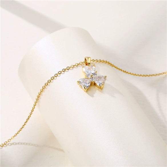 Lucky Clover Pendant Clavicle Chain For Female Stainless Steel Mixed Gem Inlay Electroplating Clover Pattern