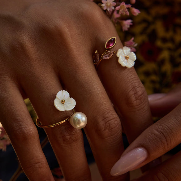 Luxury Highend Ins Style Adjustable Pearl Coil Simple Flower Open Ring