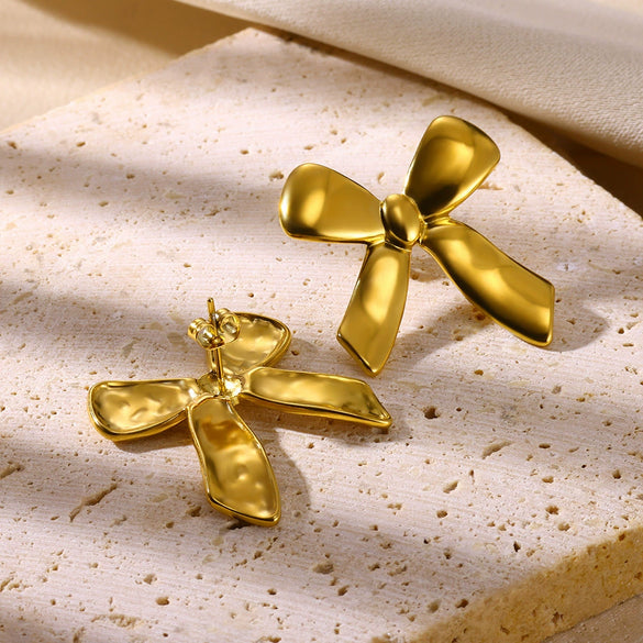 Luxury Metallic Geometric Texture Titanium Steel Earrings With Electroplating Heart And Bow Tie Patterns