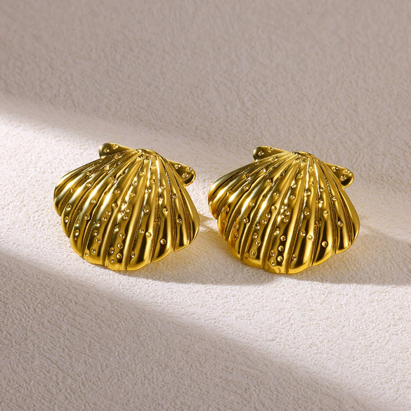 Luxury Metallic Geometric Texture Titanium Steel Earrings With Electroplating Heart And Bow Tie Patterns