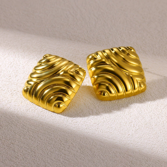 Luxury Metallic Geometric Texture Titanium Steel Earrings With Electroplating Heart And Bow Tie Patterns
