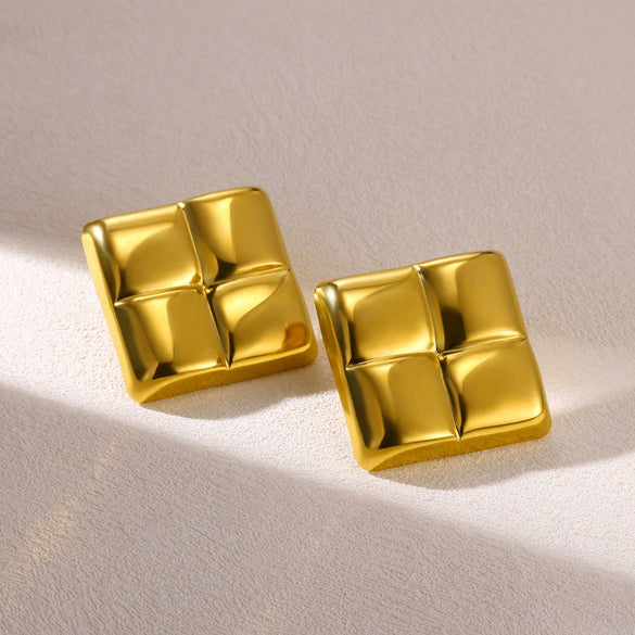 Luxury Metallic Geometric Texture Titanium Steel Earrings With Electroplating Heart And Bow Tie Patterns