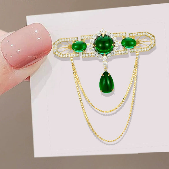 Luxury Retro Women's Alloy Brooch With Tassel And Electroplating Process