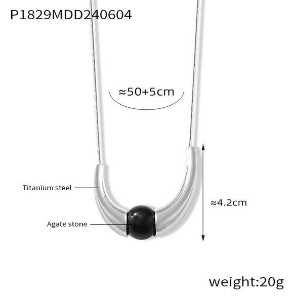 Luxury Women's Stainless Steel Clavicle Chain With Black Onyx Fashion Distinctive Long Fadeless Necklace Electroplated Titanium Steel Geometry Design