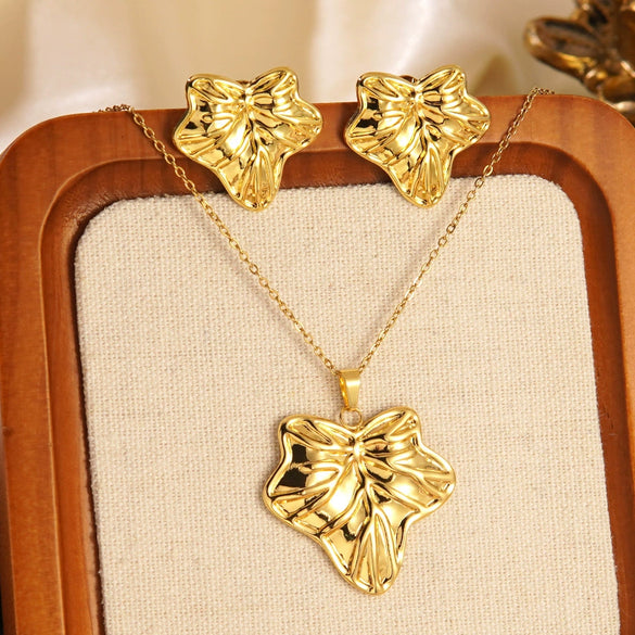 Marine Elements Starfish Conch Bow Jewelry Set