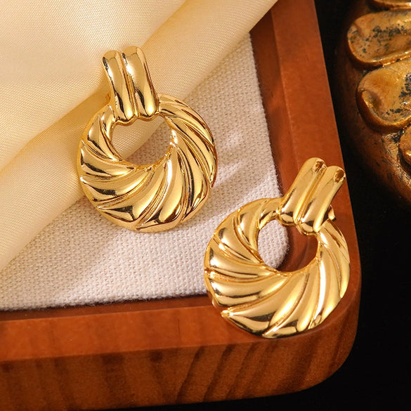 Marine Elements Starfish Conch Bow Jewelry Set