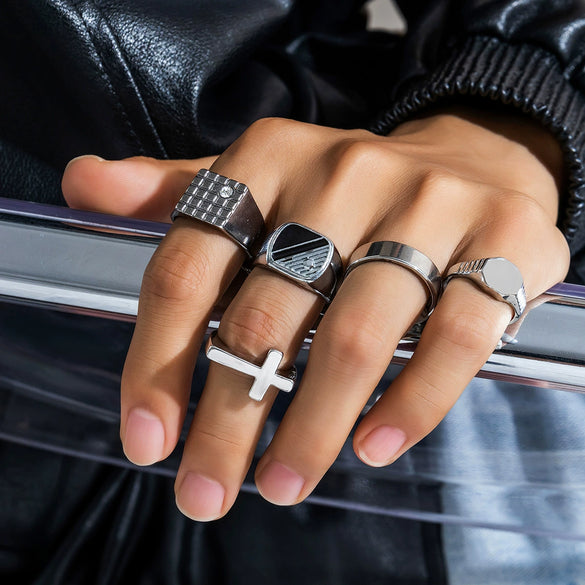 Men's Alloy Geometric Square Ring With Electroplating Titanium Steel