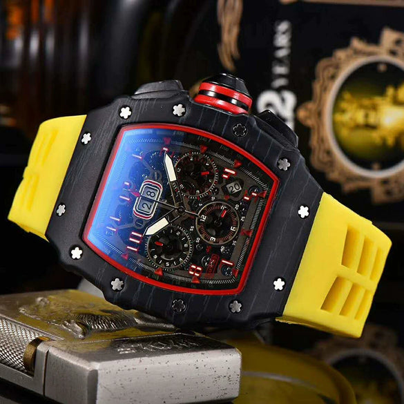 Men's Barrel Shaped Carbon Fiber Business Quartz Watch With Wood Grain Style Rubber Strap Stainless Steel Buckle