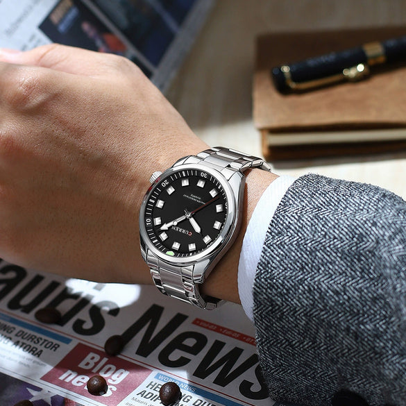 Men's Business Alloy Case Stainless Steel Band Round Dial Waterproof Quartz Watch