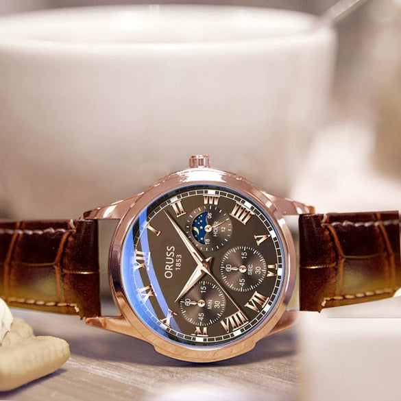 Men's Business Style Alloy Case Mineral Strengthened Glass Mirror Waterproof Quartz Watch