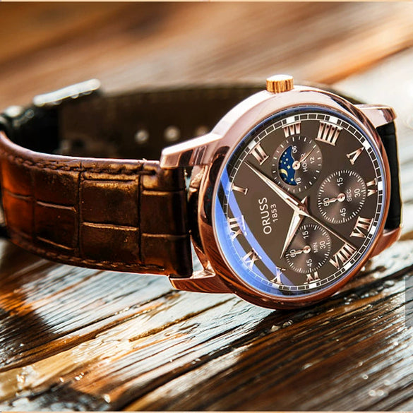 Men's Business Style Alloy Case Mineral Strengthened Glass Mirror Waterproof Quartz Watch