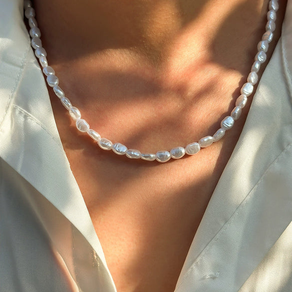 Men's Handmade Ushaped Imitation Pearl Necklace With Pearl Chain