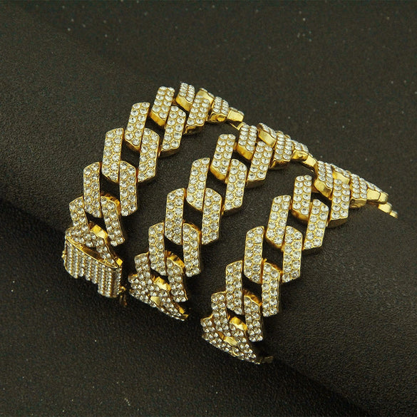 Men's Hip Hop Alloy Cuban Chain Necklace With Geometric Diamond Design