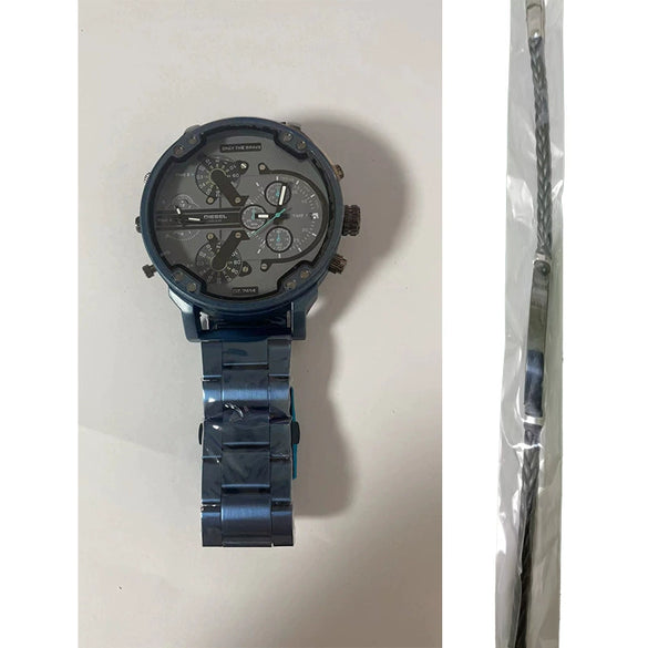 Men's Leisure Quartz Watch With Alloy Band And Stainless Steel Clasp Round Dial