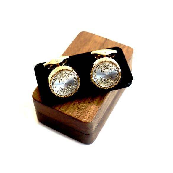 Men's Solid Black Walnut Wood Small Cufflink Box With French Orchid Cufflinks Sculptured Magnetic Flap Jewelry Packaging Storage Gift Box