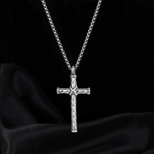 Men's Spearhead Pendant Necklace With Electroplated Alloy Animal Zodiac Design And Square Pearl Chain