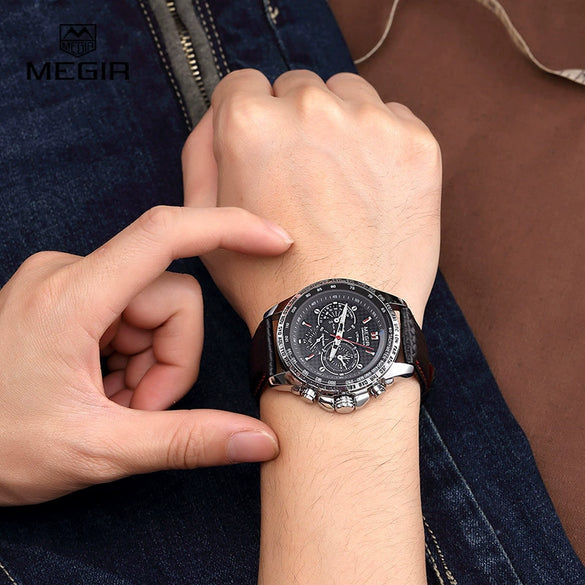 Men's Sports Watch Alloy High Belt Belt Round Dial