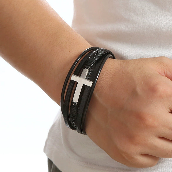 Men's Titanium Steel Fashion Bracelet With Geometric Pattern And Polishing Process