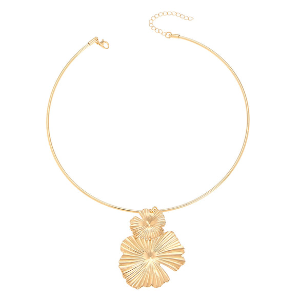 Metal Alloy Geometric Pleated Style Electroplating Earrings And Necklace Accessories For Women