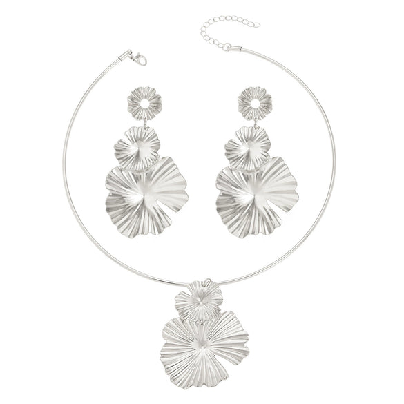 Metal Alloy Geometric Pleated Style Electroplating Earrings And Necklace Accessories For Women