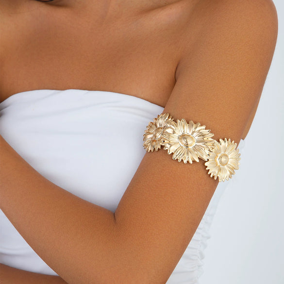 Metal Bow And Sunflower Pattern Arm Bracelet With Electroplating