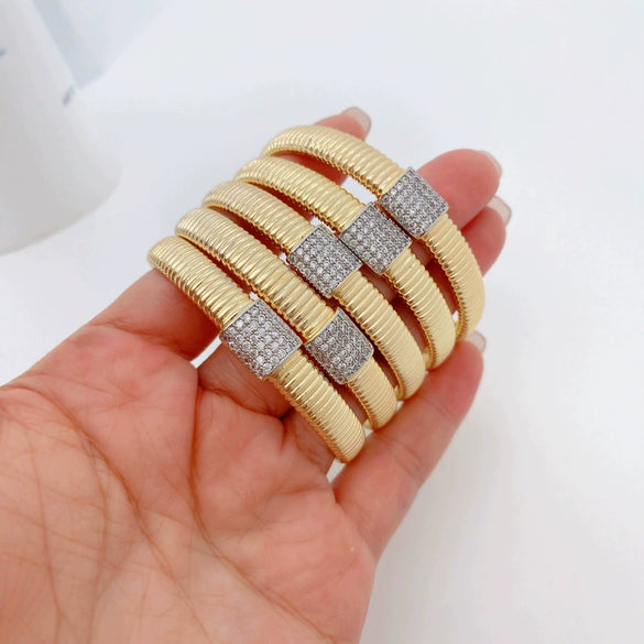 Metal Bracelet Fashion Style Copper Electroplated 18K Gold Geometric Jewelry