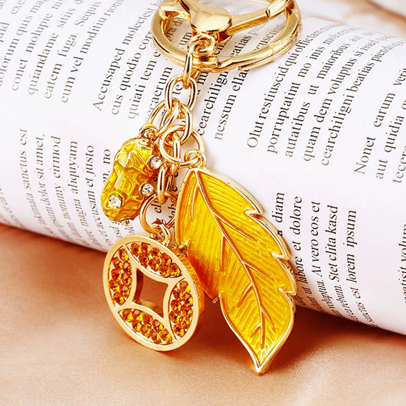Metal Crab Shaped Keychain With Diamond Encrustment Pastoral Style For Female
