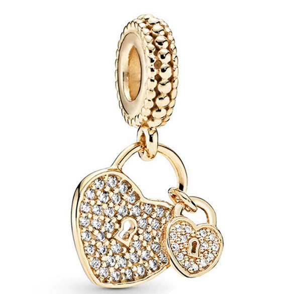 Metal Electroplated Love Pendant Beaded Bracelet With Diamond Embedded And Totem Pattern