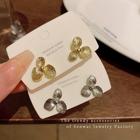 Metal Flower Earrings For Women Light Luxury Niche Retro Elegant Electroplated