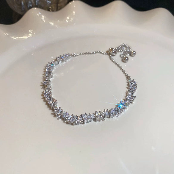 Metal Flower Electroplated Women's Light Luxury Simple Allmatch Bracelet Accessories