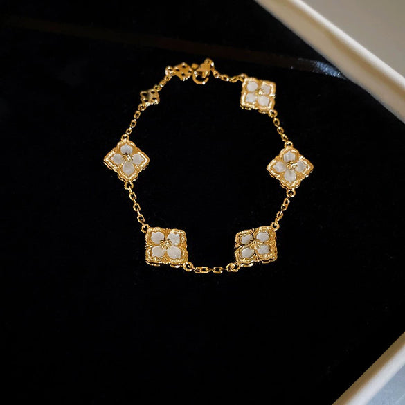 Metal Flower Electroplated Women's Light Luxury Simple Allmatch Bracelet Accessories