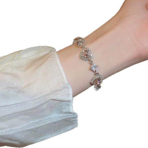 Metal Flower Electroplated Women's Light Luxury Simple Allmatch Bracelet Accessories