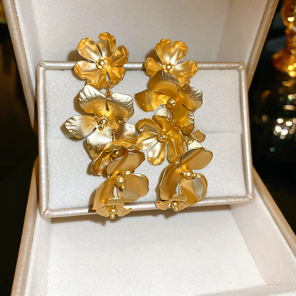 Metal Flower Tassel Earrings For Women Electroplated Light Luxury Style