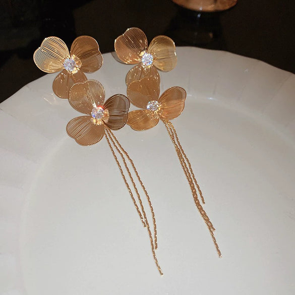 Metal Flower Tassel Earrings For Women Electroplated Light Luxury Style