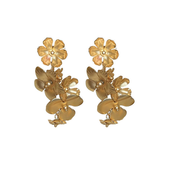 Metal Flower Tassel Earrings For Women Electroplated Light Luxury Style