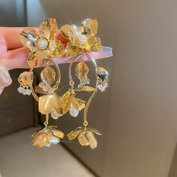 Metal Flower Tassel Earrings For Women Electroplated Light Luxury Style