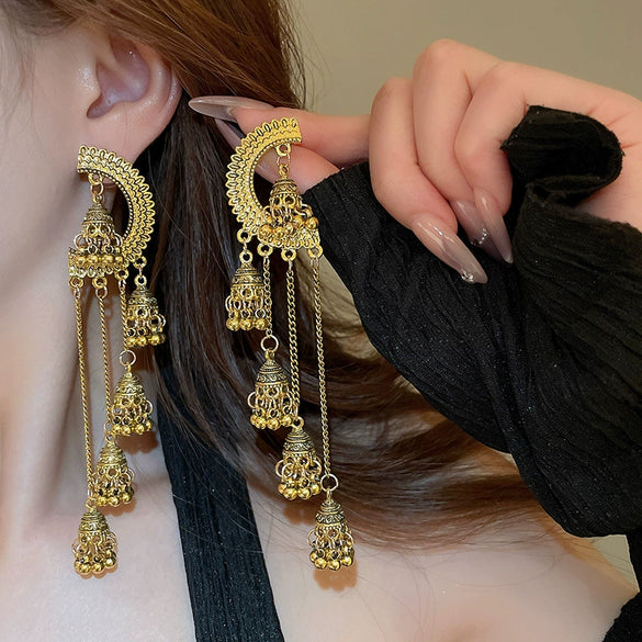 Metal Flower Tassel Earrings For Women Electroplated Light Luxury Style