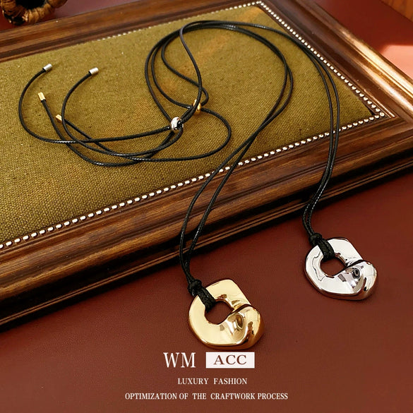 Metal Geometric Asymmetrical Necklace For Women With Electroplating Highend Style