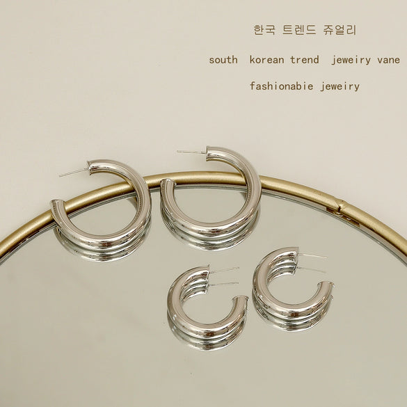 Metal Geometric Cshaped Electroplated Retro Exaggerated Earrings