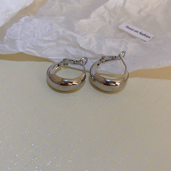 Metal Geometric Hoop Earrings Highend Luxury Electroplating Style For Women