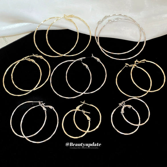 Metal Geometric Hoop Round Earrings For Women With Electroplating