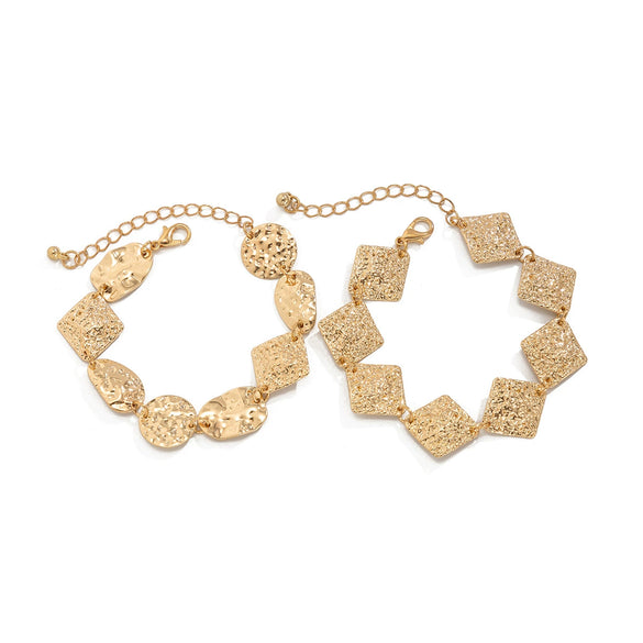 Metal Geometric Square Pleated Bracelet With Electroplating And Knocking Pattern For Women