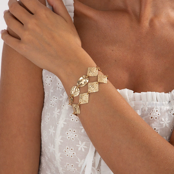 Metal Geometric Square Pleated Bracelet With Electroplating And Knocking Pattern For Women
