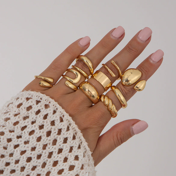 Metal Geometric Water Drop Hug Ring Set For Women With Electroplating Style