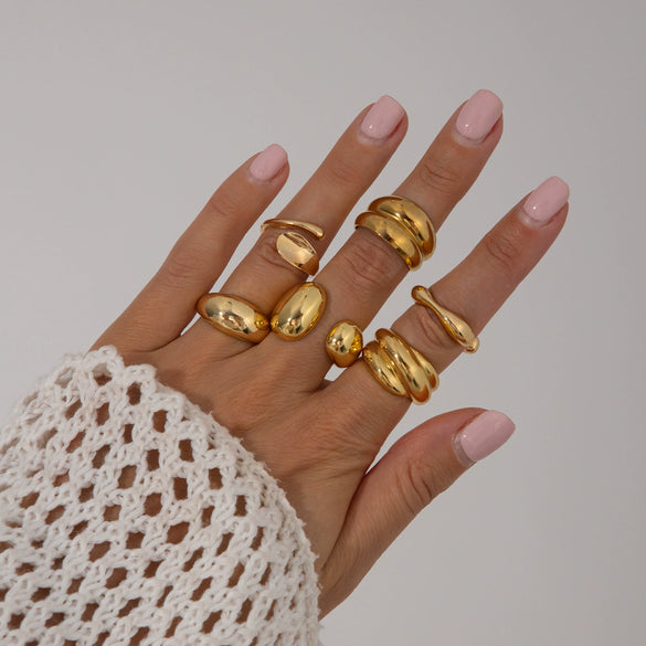 Metal Geometric Water Drop Hug Ring Set For Women With Electroplating Style